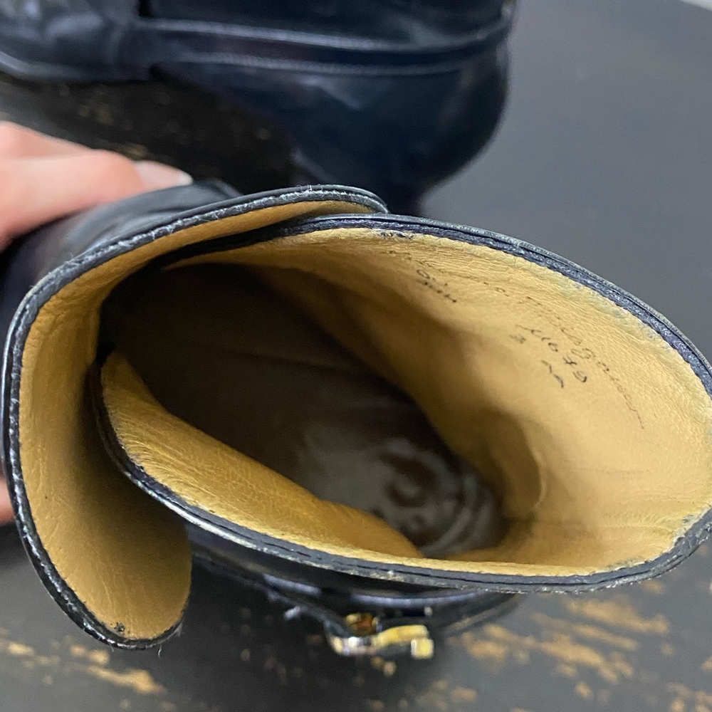 Salvatore Ferragamo heeled black boots gold buckle - Picture 12 of 12